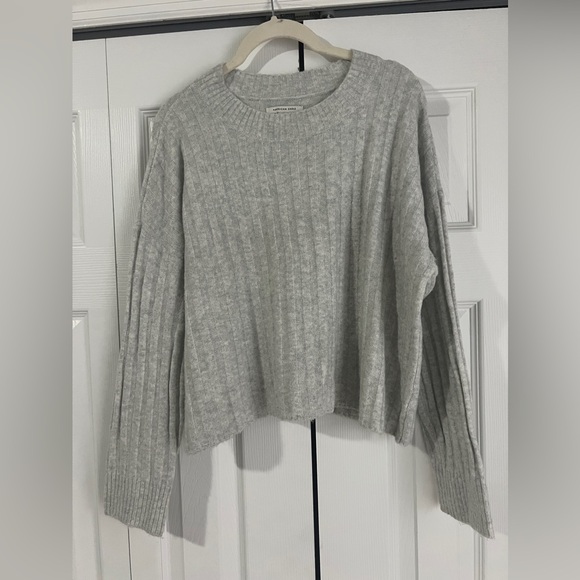 American Eagle Outfitters Sweater - Picture 1 of 4